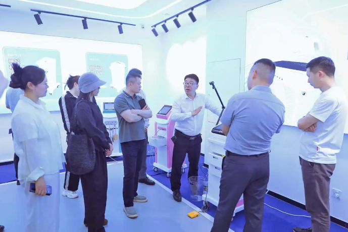 7cd42c1633c54d05a9350686fb4639f9.png 7cd42c1633c54d05a9350686fb4639f9.png